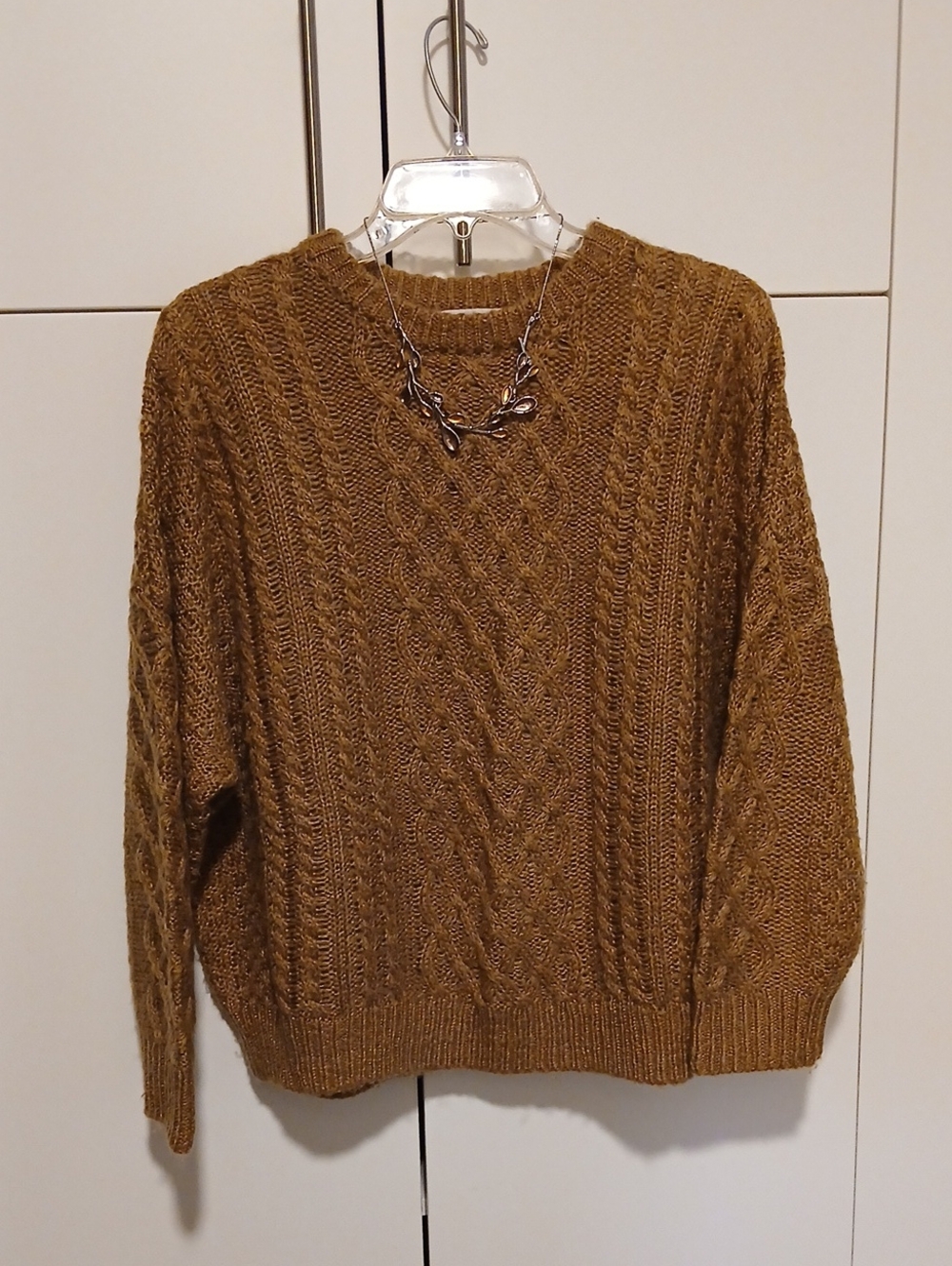 Classic Cable Crewneck Sweater in Camel Brown